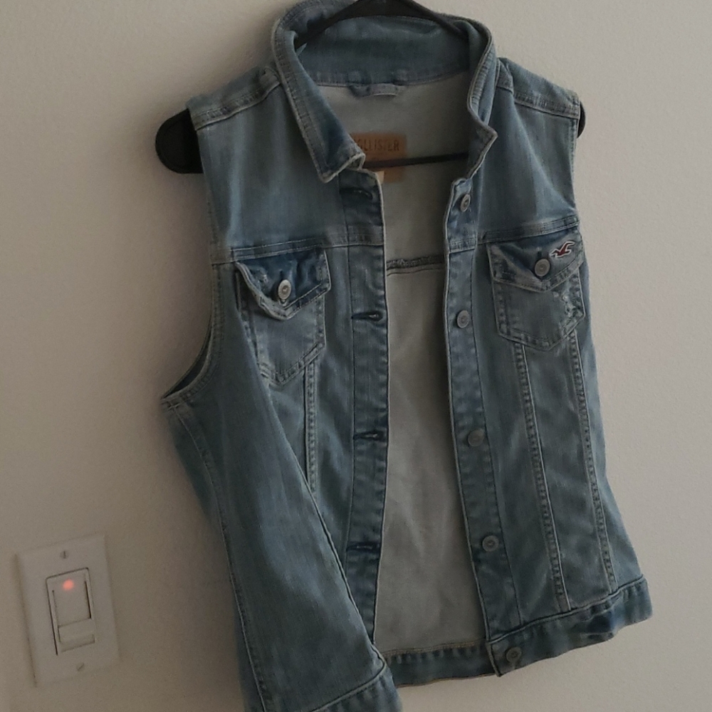 Hollister Jean vest